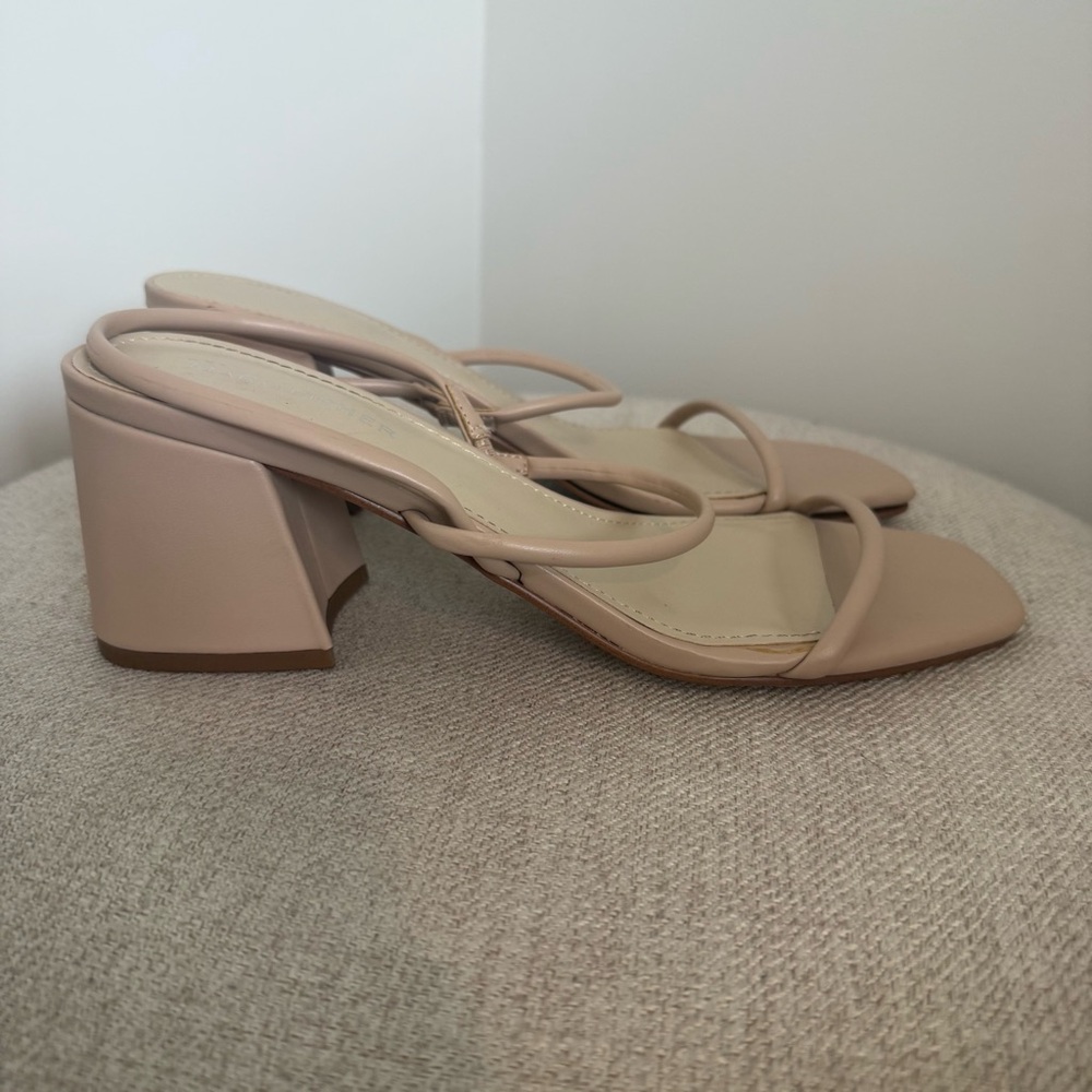Marc Fisher Slingback Nude Strappy Block Heel Sandals (US 8.5)
